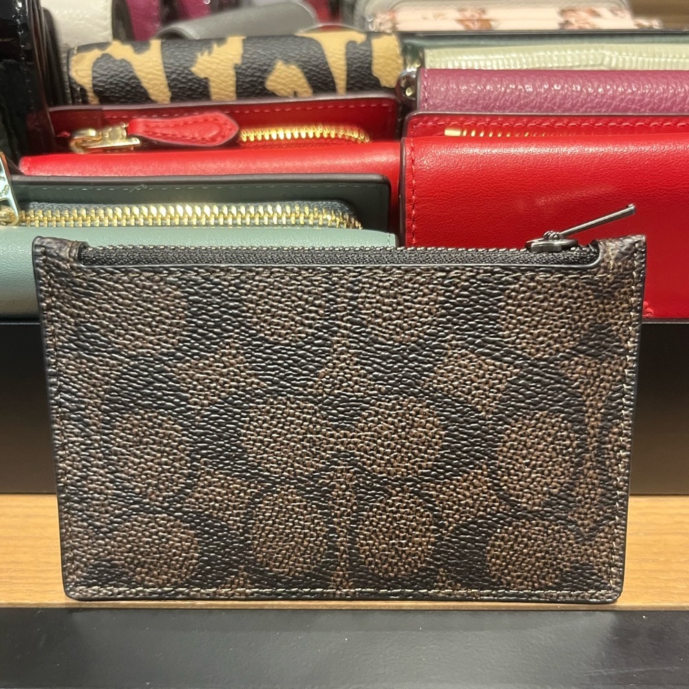 Last one! NWT Coach CV764 Zip Card/Wallet Case Signature Canvas CHARCOAL/Black - Picture 2 of 6